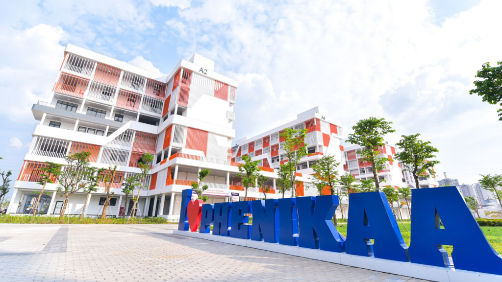đại học phennika gần an bình homeland